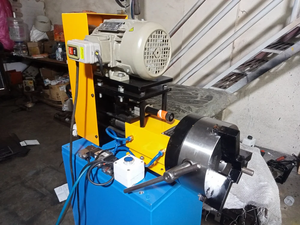 Automatic Centre Drilling Machine